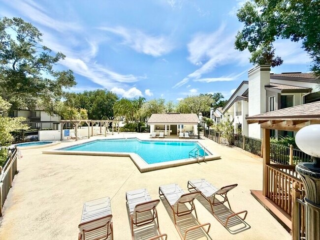 Building Photo - 1723 Cypress Trace Dr