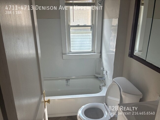 Building Photo - 4711-4713 Denison Ave-Upper Unit