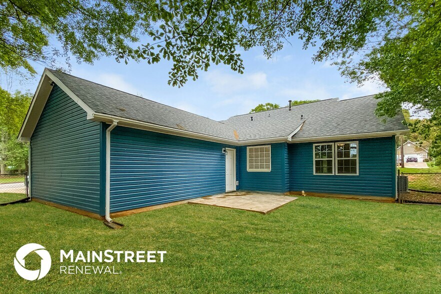 Building Photo - 505 Rosehill Dr