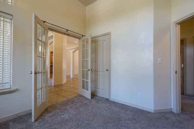 Building Photo - 4 Bedroom in The Knolls at Little Valley