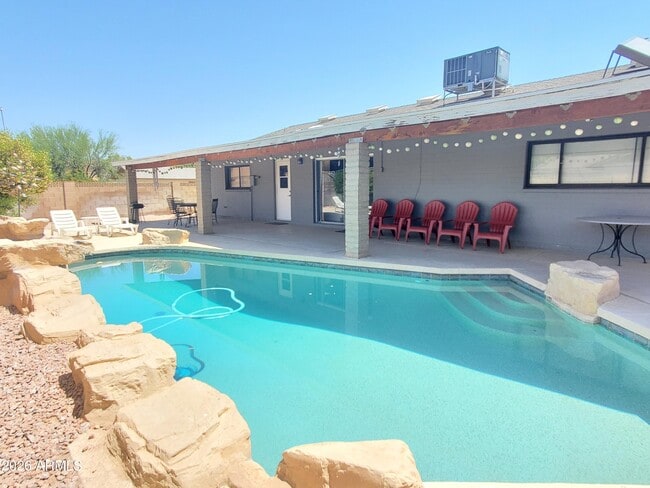 Building Photo - 4404 S Rita Ln
