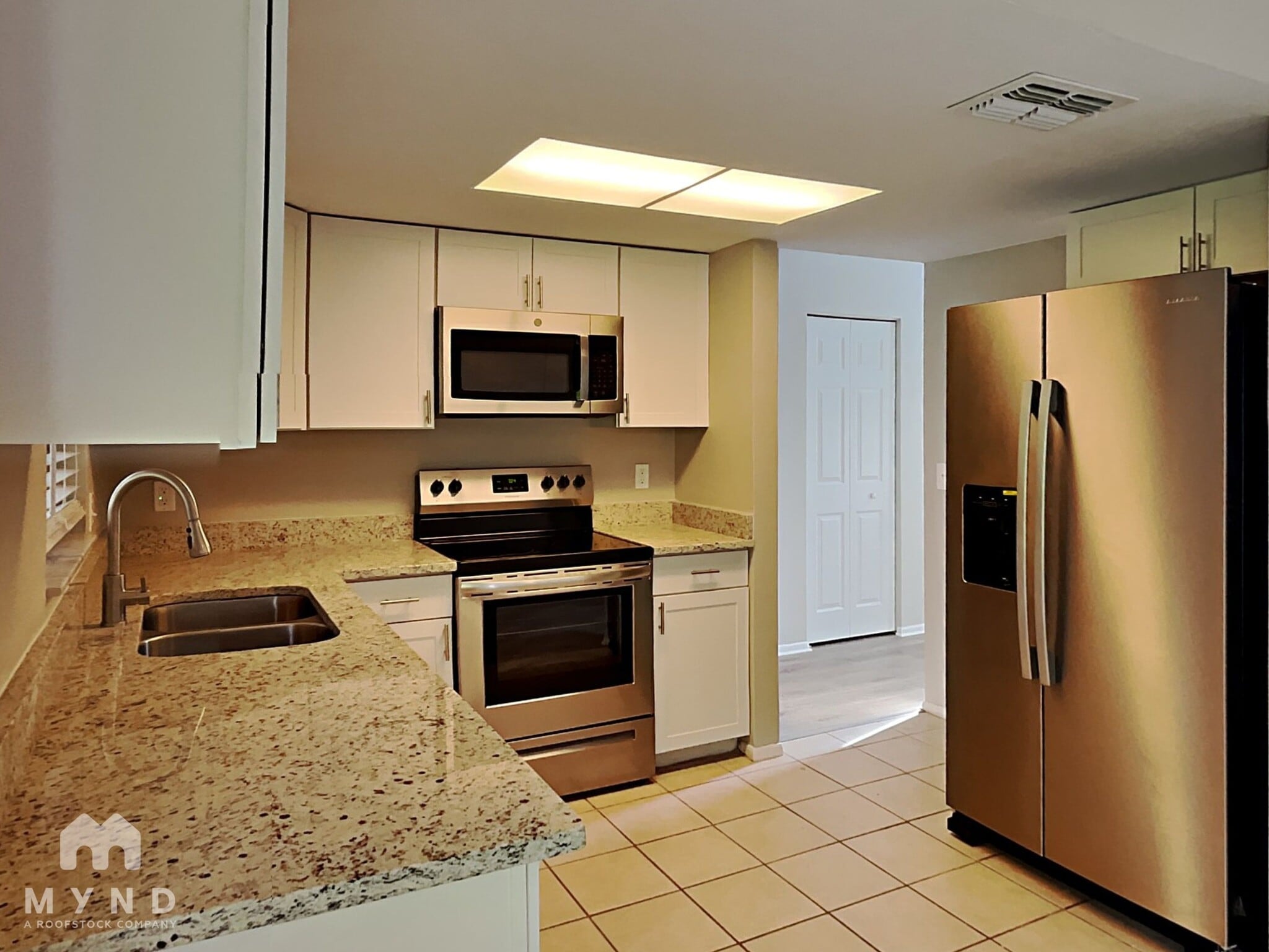 Building Photo - 7830 Seasons Ln