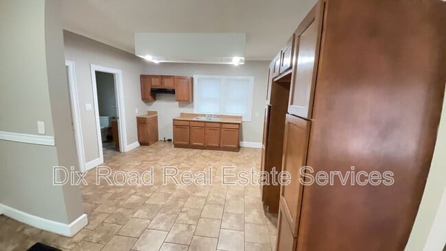 Building Photo - 1901 Tytus Ave