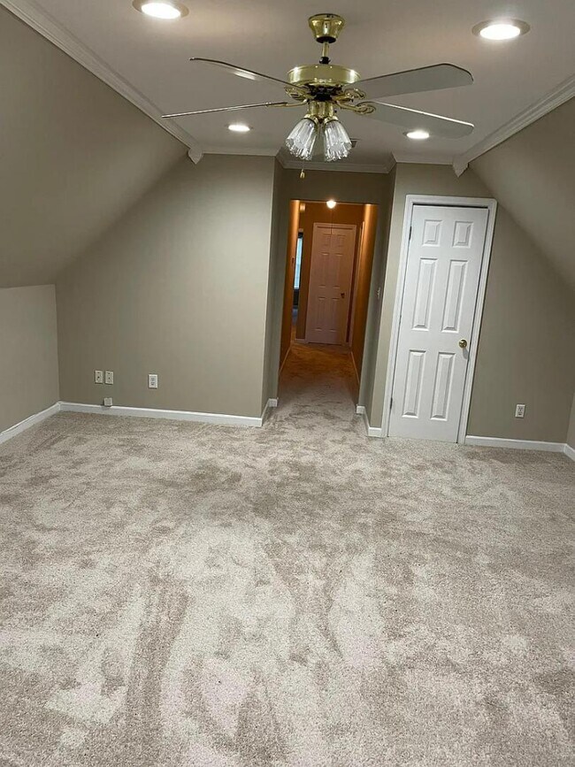 Building Photo - 1335 Milestone Cir