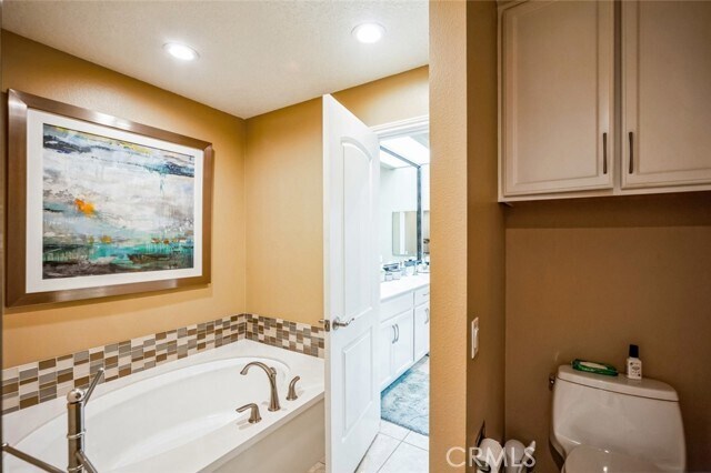 Building Photo - 78191 Cll Norte