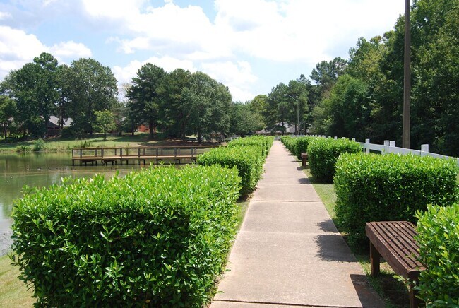 Building Photo - 304 Indian Summer Ln