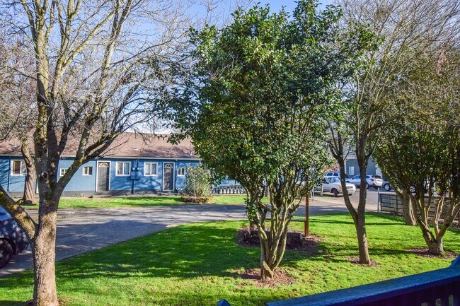 Building Photo - KIL-2121-2125