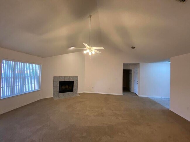 Building Photo - 6728 Leisure St