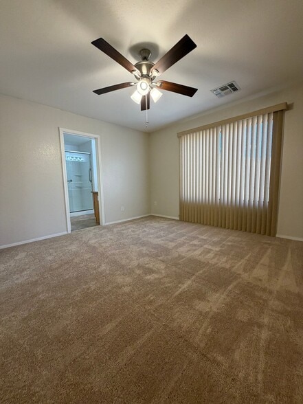 Building Photo - 11402 W Hutton Dr