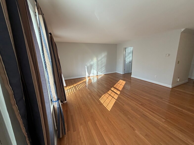 Living room - 64 Scotch Cap Rd