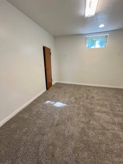 Building Photo - 185 E South Weber Dr