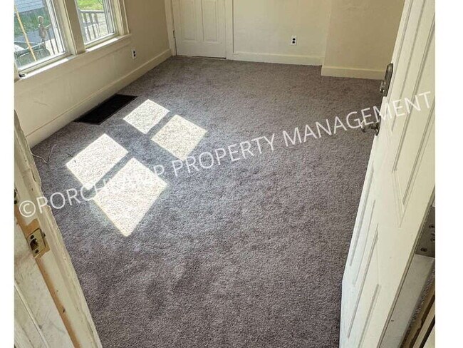 Building Photo - 216 W Grand Ave