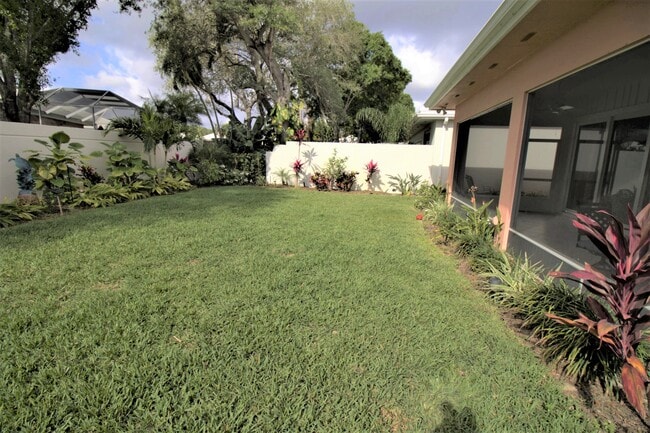 Back Yard - 8702 Wakefield Dr