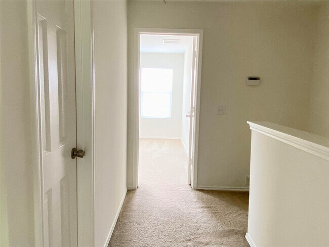 Building Photo - 29726 Sullivan Oaks Dr