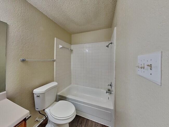 Building Photo - 8531 Gatlinburg Dr