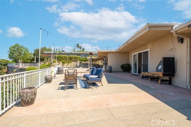 Building Photo - 4321 Clear Valley Dr