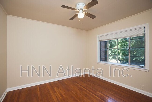 Building Photo - 1339 Briarwood Dr NE