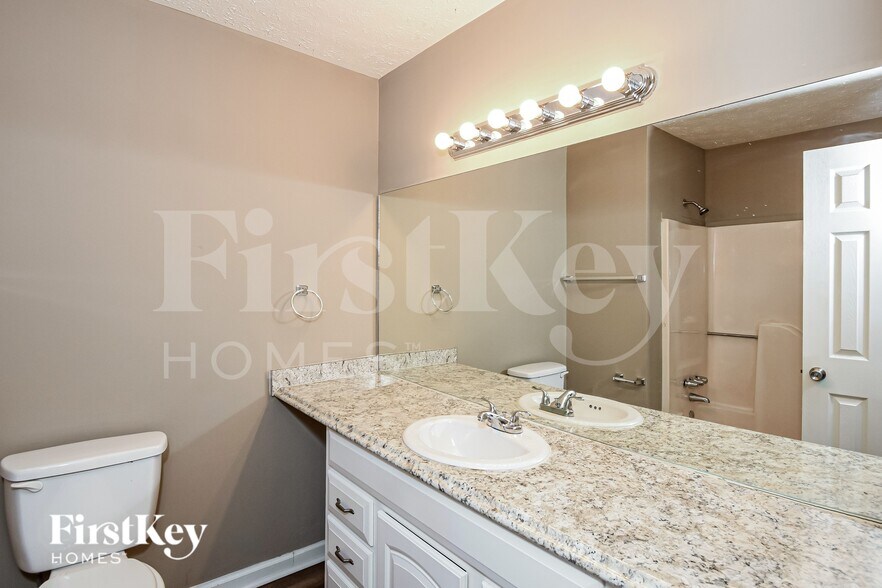 Building Photo - 1170 Kennesaw Springs Dr NW