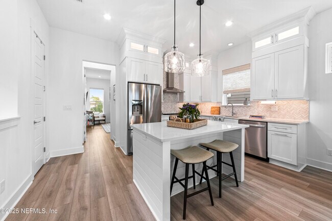 Building Photo - 2107 Gordon Ave