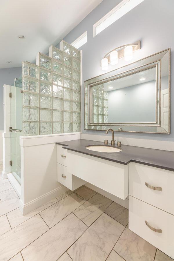 Building Photo - 5816 Leven Links Ct