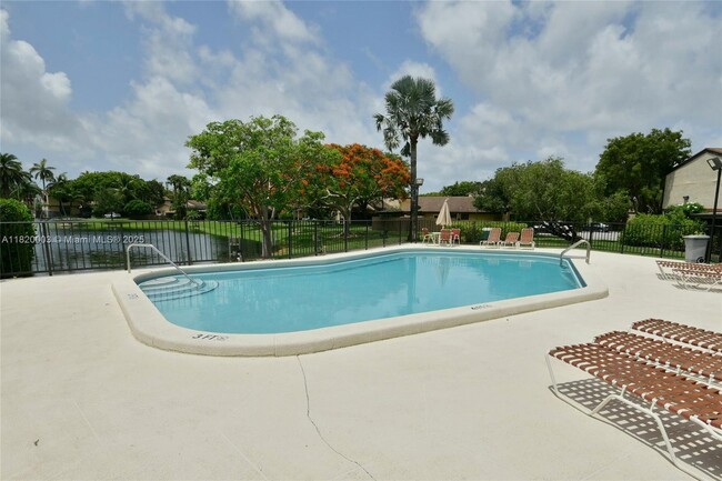 Building Photo - 12978 SW 91st Pl