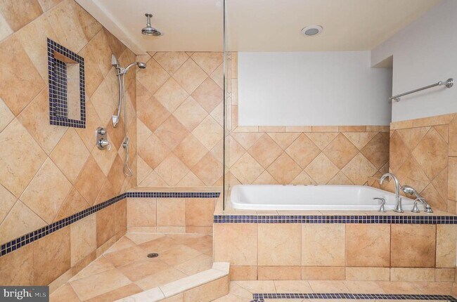 Building Photo - 7205 46th St