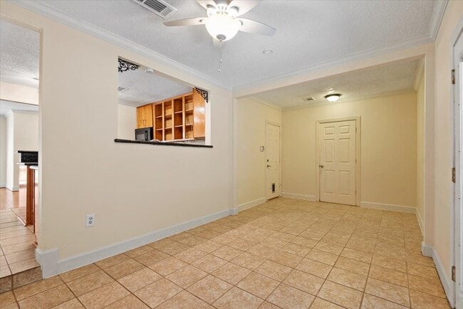 Building Photo - 4007 Markley St