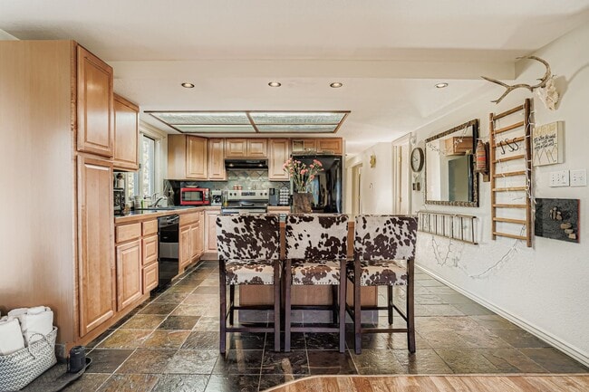 Building Photo - 13203 S Wamblee Valley Rd