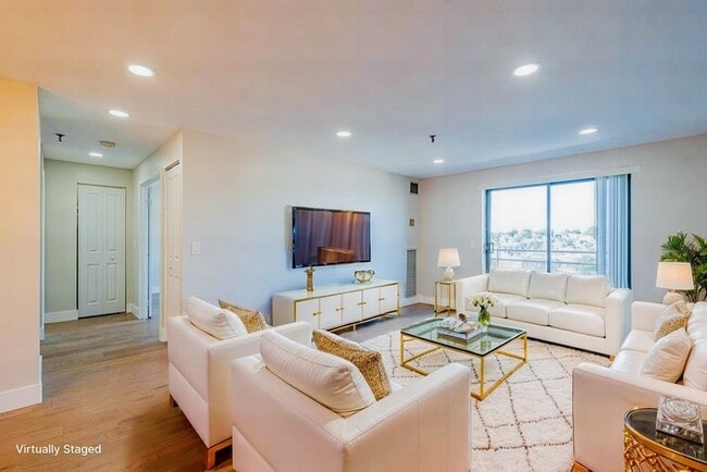 Building Photo - 376 Ocean Ave