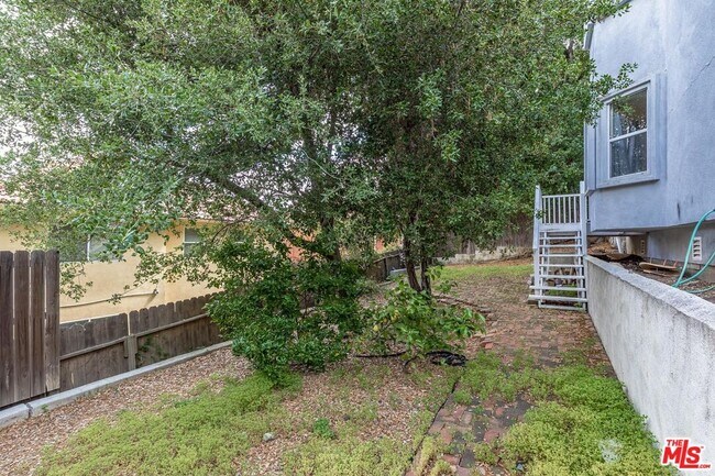 Building Photo - 23639 Clover Trail