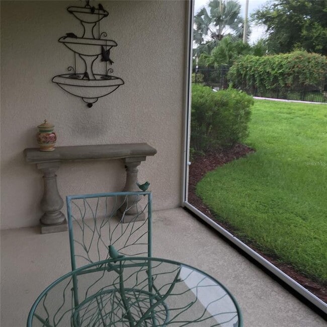 Building Photo - 6933 Surrey Hill Pl