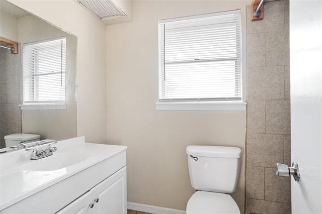 Building Photo - 8108 Redwood Dr