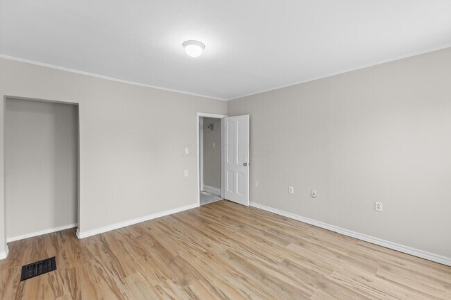 Building Photo - 1369 City Park Ave