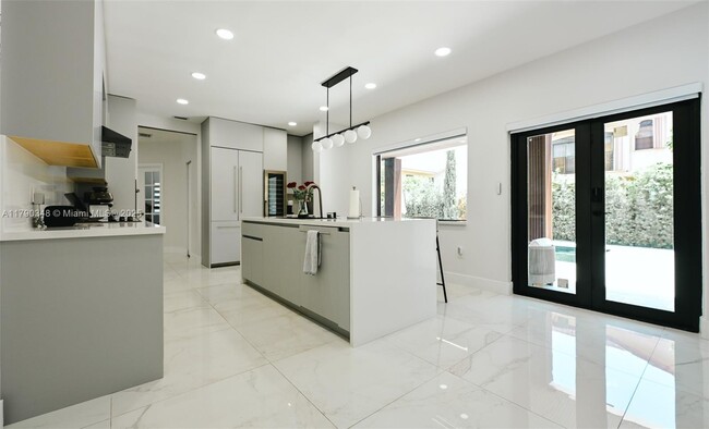 Building Photo - 8450 NW 169th Terrace