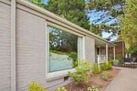 Building Photo - 3633 41st Ave W