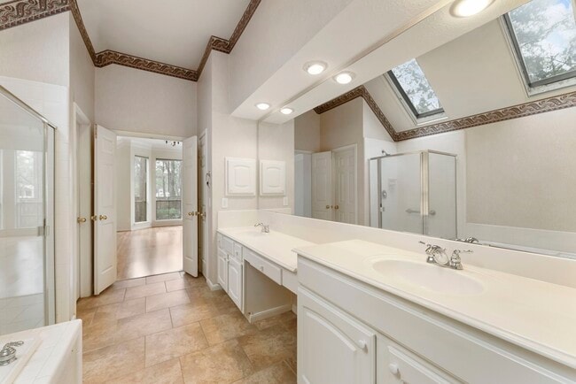 Building Photo - 55 N Crossed Birch Pl