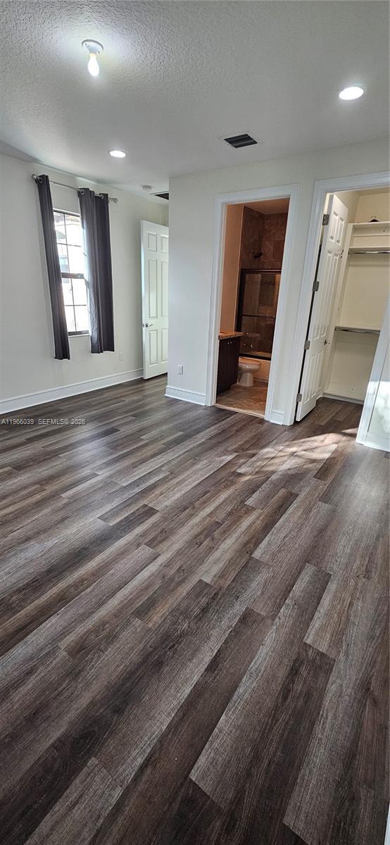 Building Photo - 8175 Lost Creek Ln