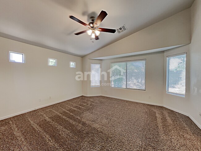 Building Photo - 17768 W Hearn Rd