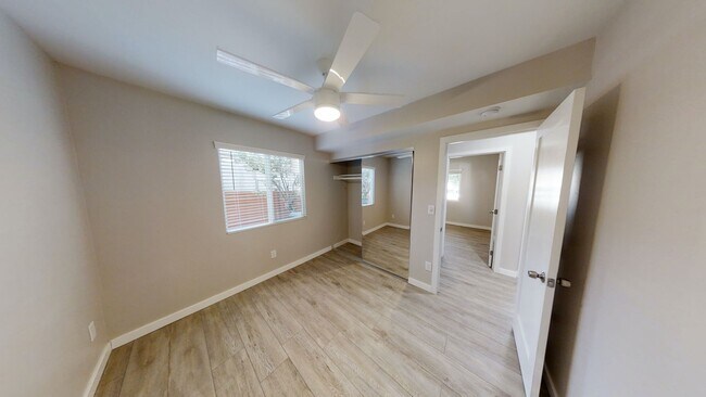 Building Photo - 7 BD, 3 BR. Spacious Yard!! (Lease out, pe...