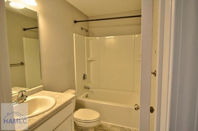 Building Photo - 39 Herty Ln