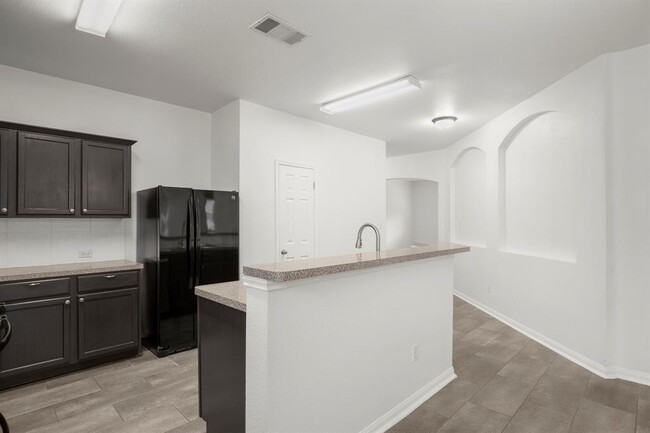 Building Photo - 1300 Estival Dr