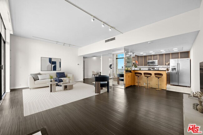 Building Photo - 10535 Wilshire Blvd