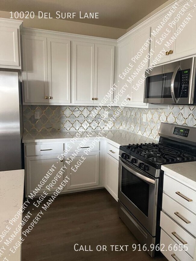 Building Photo - 2/2 Condo close to new casino  in Elk Grove