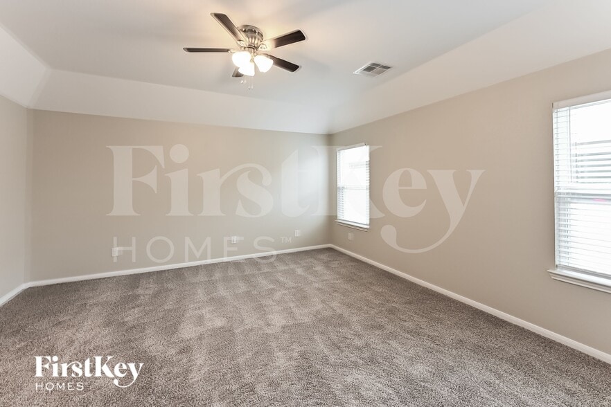Building Photo - 15319 Kinord Run Dr