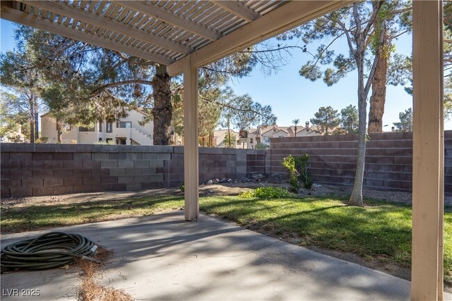 Building Photo - 1502 Ironbark Dr