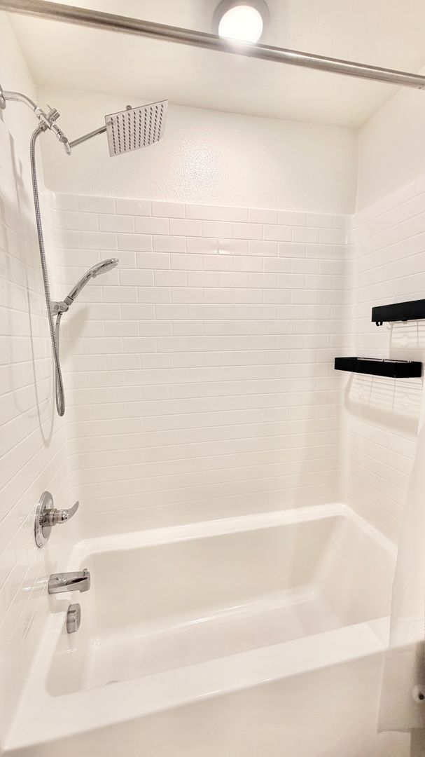 Building Photo - 320 Citrine Trl