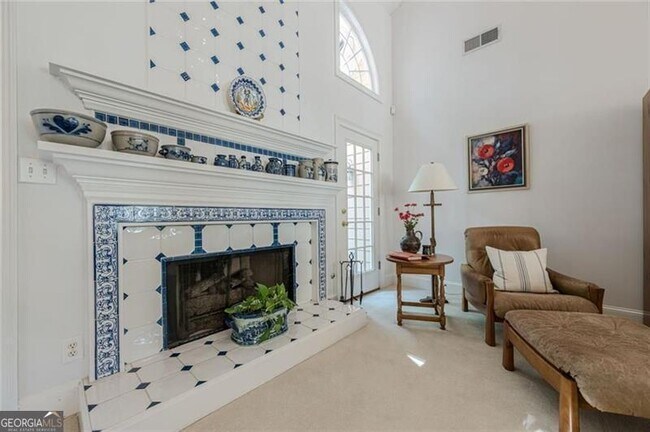 Building Photo - 322 Pebble Trail