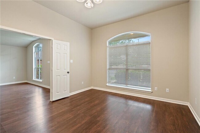 Building Photo - 2605 Butler Way
