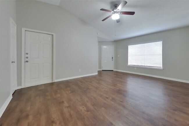 Building Photo - 3150 Kelling St