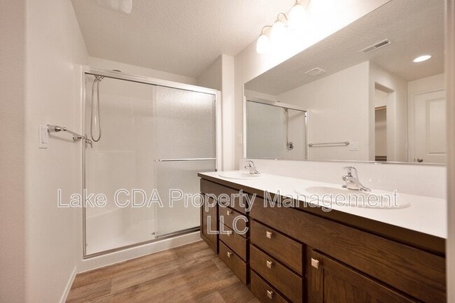 Building Photo - 12335 Gipper Loop